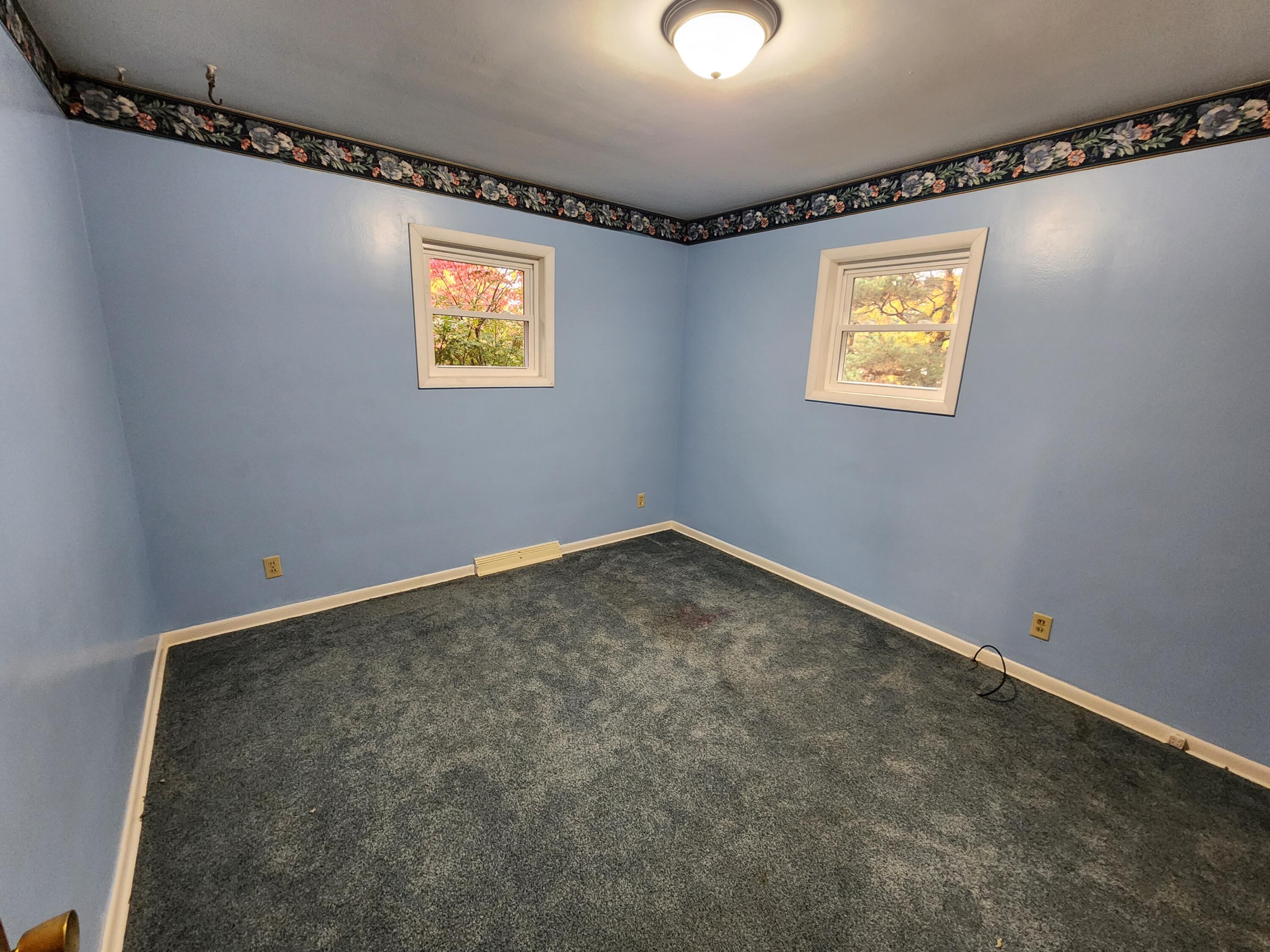 5170 Whitehall Road Muskegon, MI 49445 - Photo 5 of 21 Bed 1