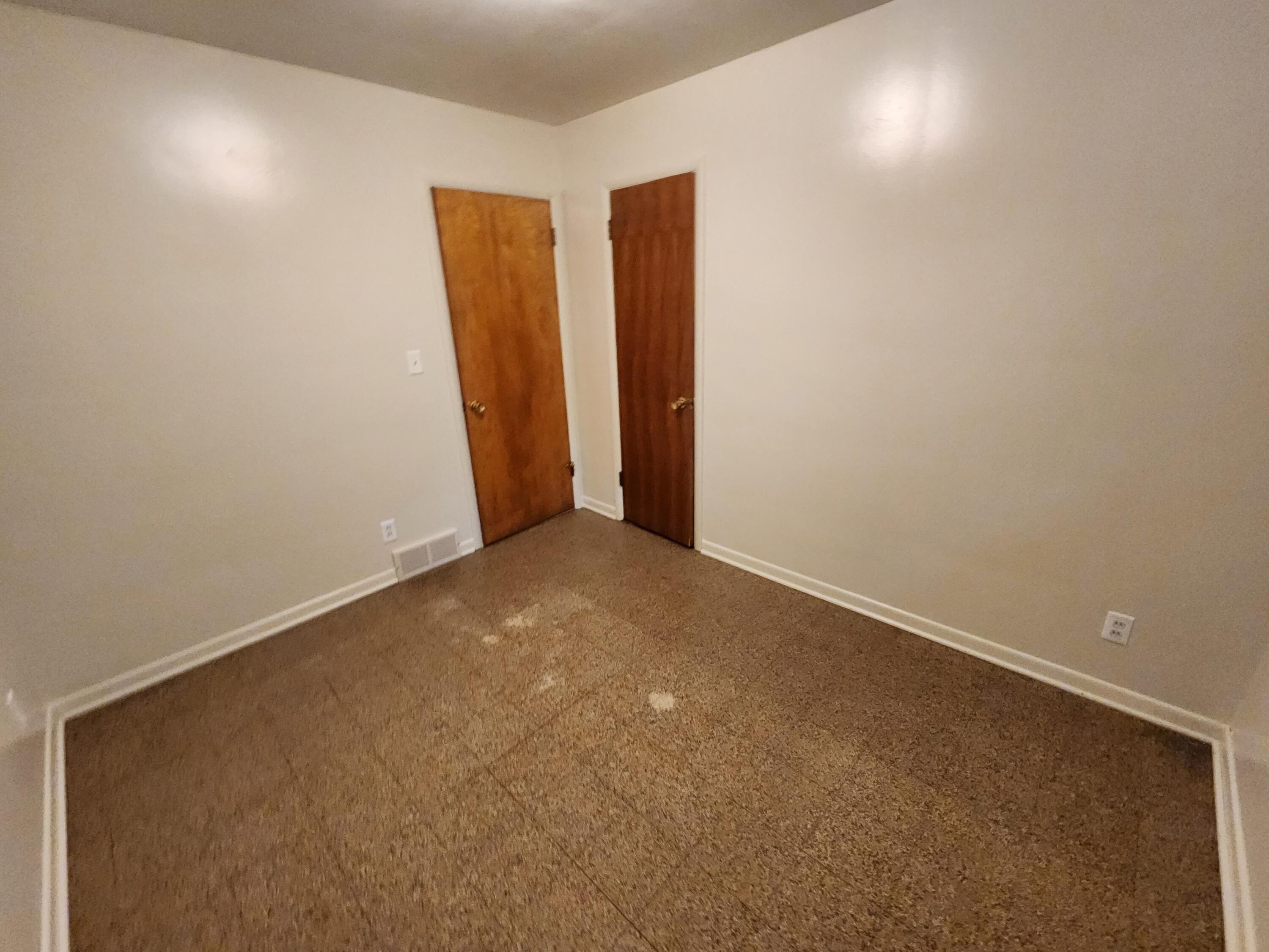 5170 Whitehall Road Muskegon, MI 49445 - Photo 7 of 21 Bed 3