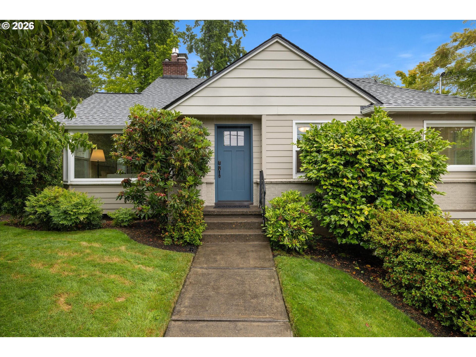 8108 Southwest 9th Avenue Portland, OR 97219 - Photo 2 of 40