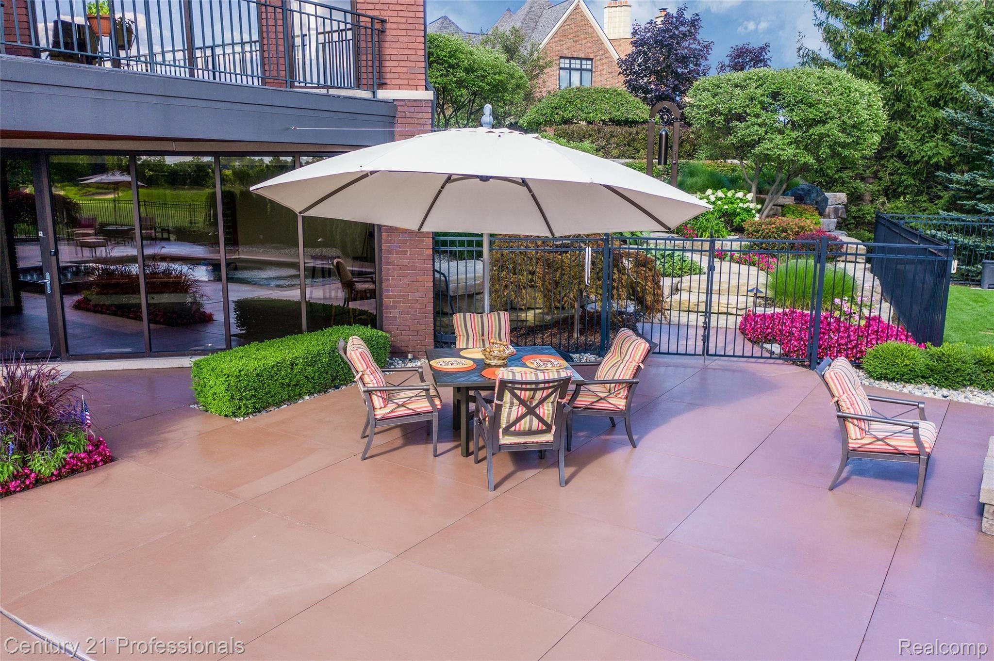 4667 The Hts Boulevard Rochester, MI 48306 - Photo 14 of 79 097-4667 Theheights Boulevard, Oakland Charter Township0032.jpg