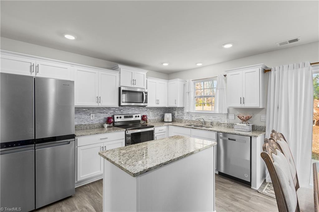 6729 Capstone Court Rural Hall, NC 27045 - Photo 10 of 38