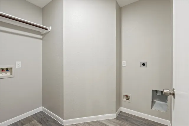 $283,900 | 9323 Comanche Peak Lane, Houston, TX 77089