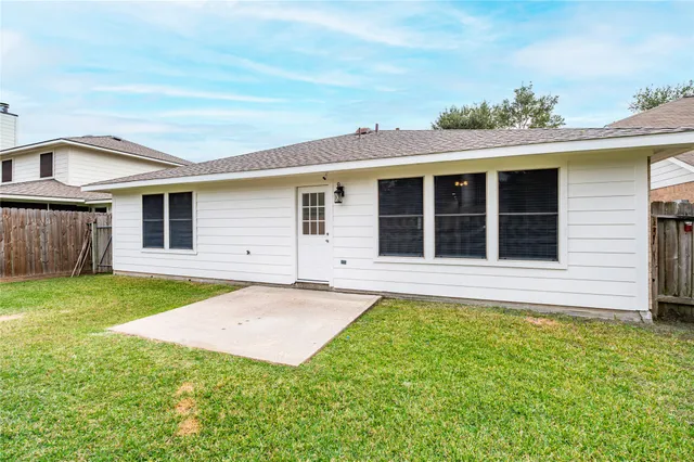 $283,900 | 9323 Comanche Peak Lane, Houston, TX 77089