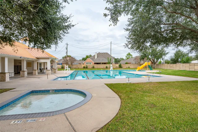 $283,900 | 9323 Comanche Peak Lane, Houston, TX 77089