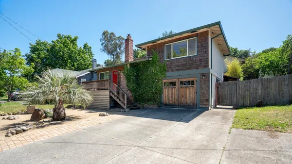$949,900 | 193 Webster Street, Petaluma, CA 94952