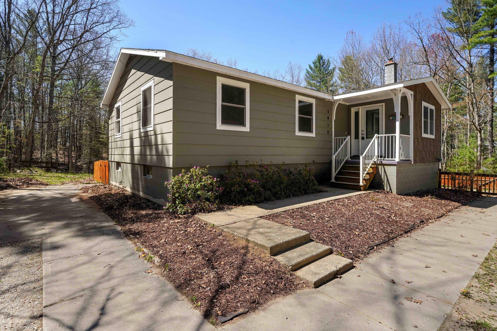 5410 Trager Road Traverse City, MI 49696 - Photo 37 of 45 1933753-7912a11f-ef0a-47ae-9af0-b3233f40e984.JPG
