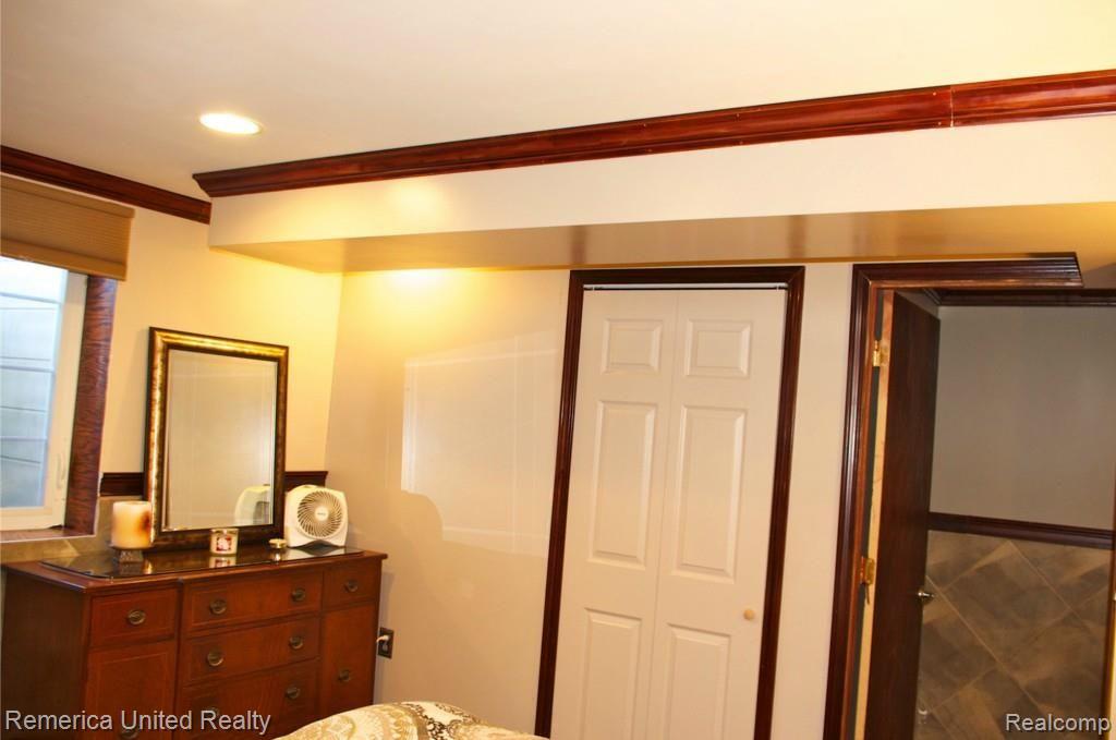 49816 Potomac Road Canton, MI 48188 - Photo 42 of 44 Herzig spare bedroom 2.jpg