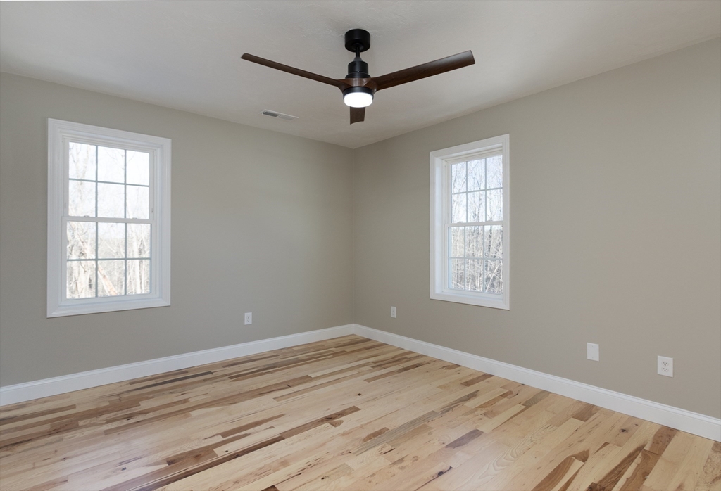 209 North Spencer Road Spencer, MA 01562 - Photo 13 of 40 Gallery Image 13