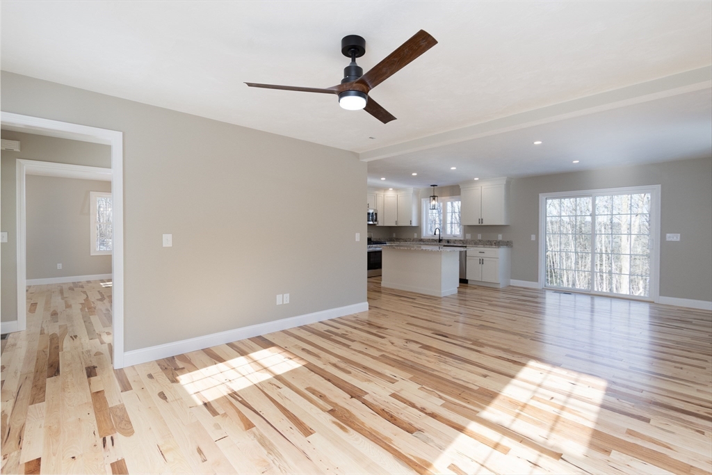 209 North Spencer Road Spencer, MA 01562 - Photo 16 of 40 Gallery Image 16