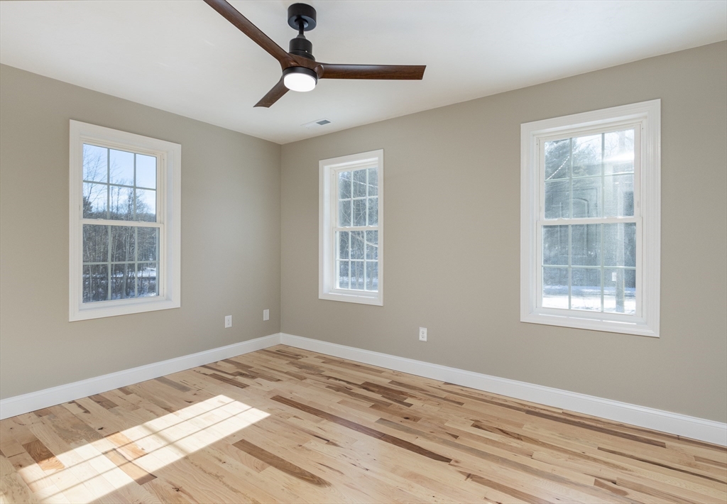 209 North Spencer Road Spencer, MA 01562 - Photo 21 of 40 Gallery Image 21