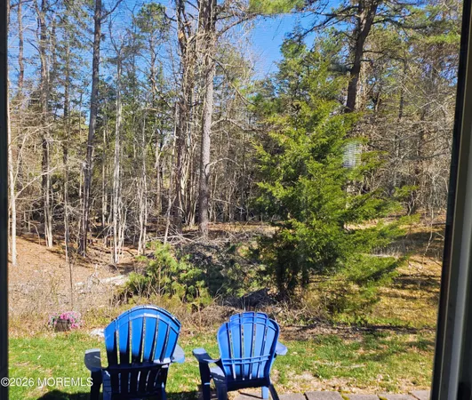$395,000 | 9 Flamingo Way, Toms River, NJ 08757
