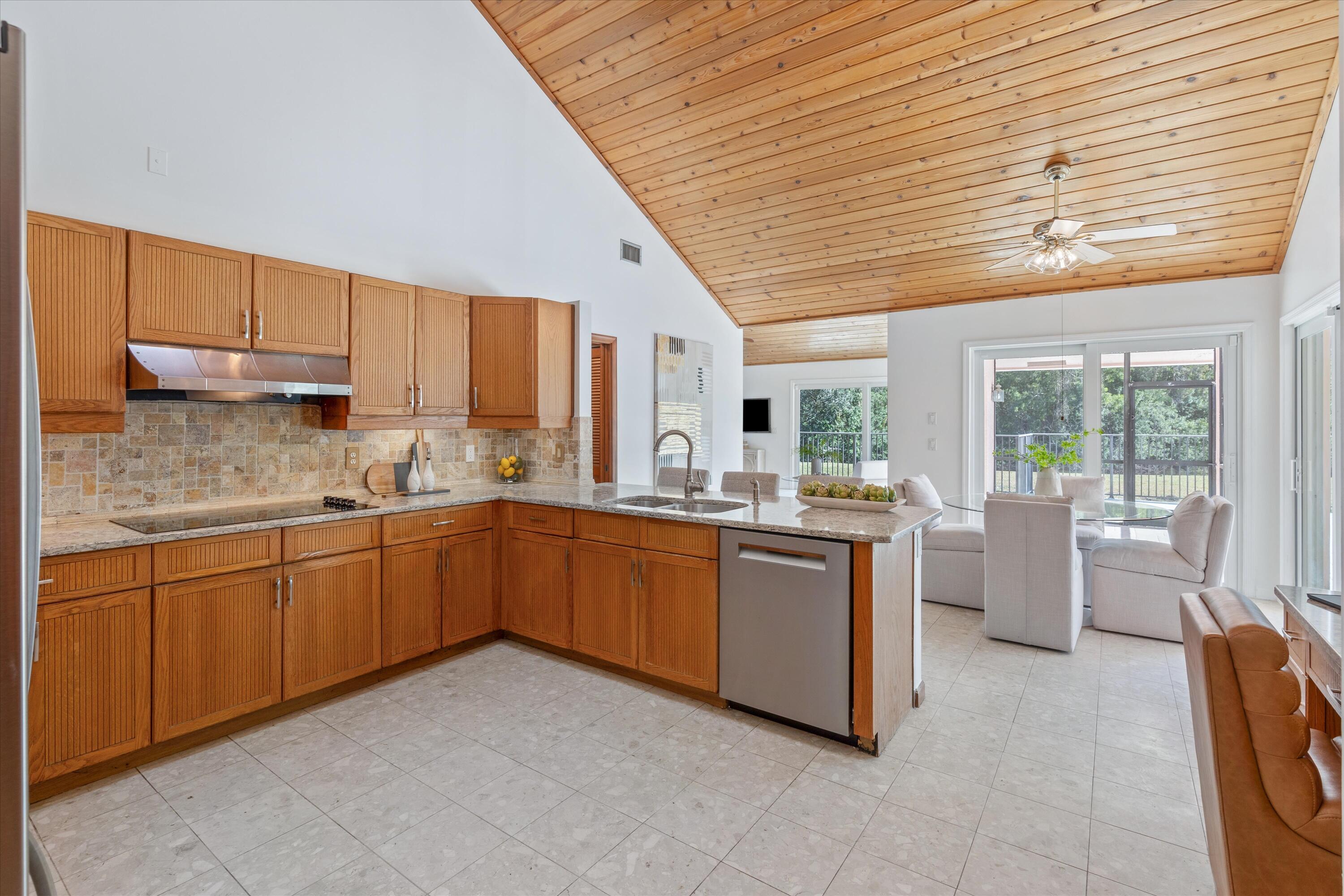 2662 Northwest 45th Street Boca Raton, FL 33434 - Photo 13 of 37 Kitchen