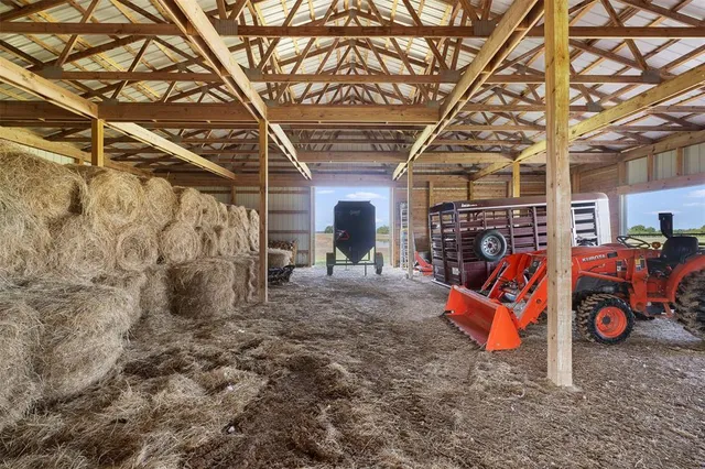 $1,350,000 | 11867 Farm To Market 2159, Calvert, TX 77837