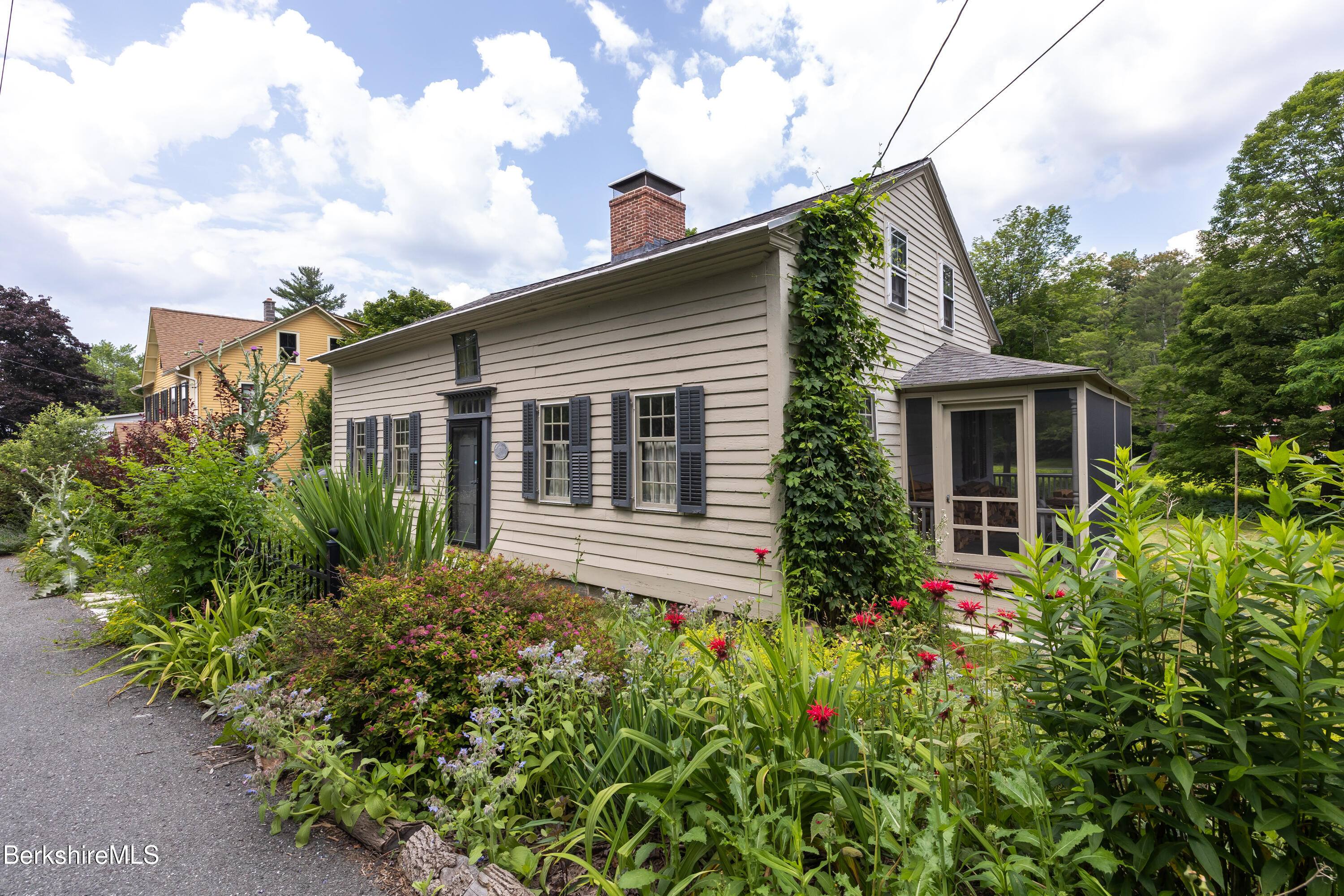 7 Stockbridge Road West Stockbridge, MA 01266 - Photo 1 of 44 Front in Summer