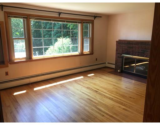 1366 Mammoth Road Dracut, MA 01826 - Photo 8 of 24 Gallery Image 8