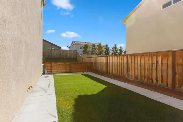 $895,000 | 2051 Camden Street, Hollister, CA 95023