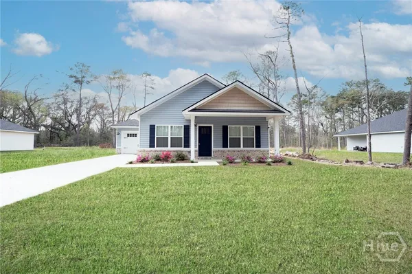 $2,000 | 137 Jane Street, Midway, GA 31320