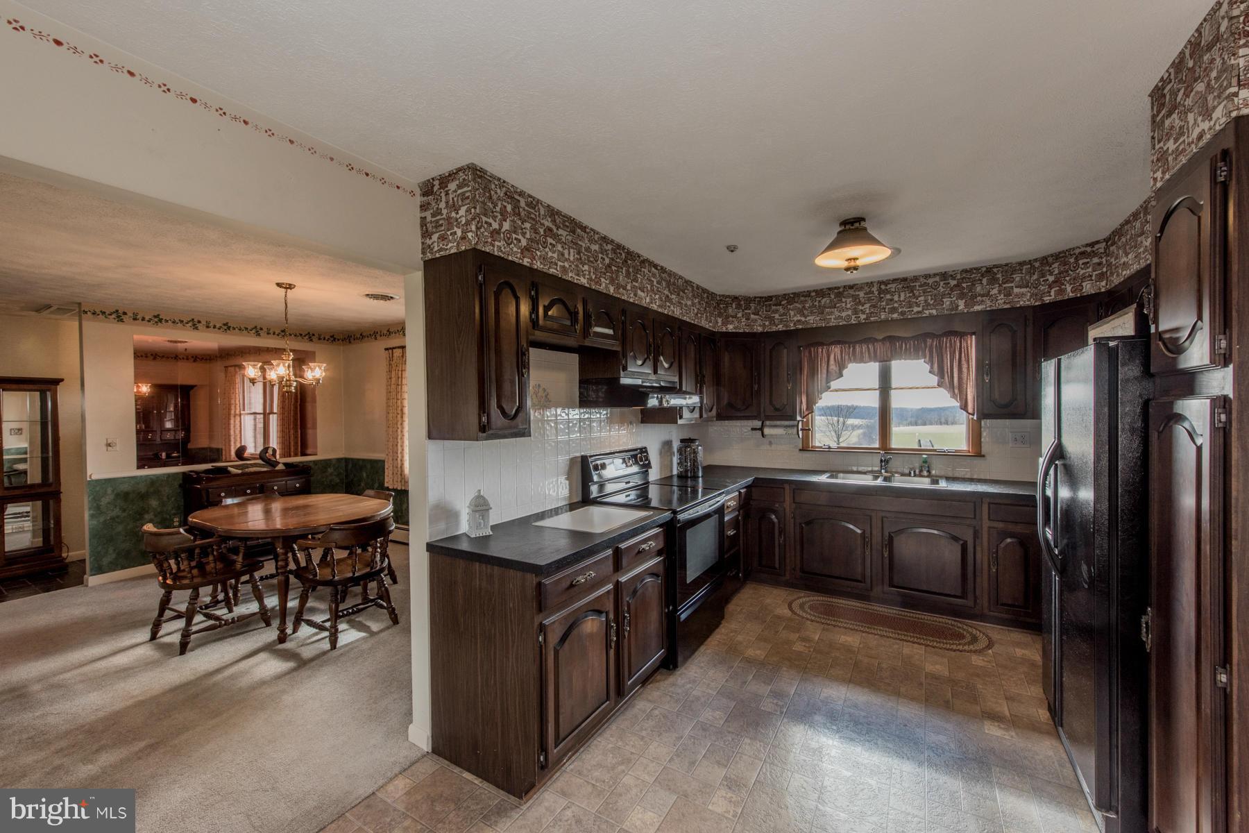 1849 Ridge Road Westminster, MD 21157 - Photo 15 of 29 Kitchen
