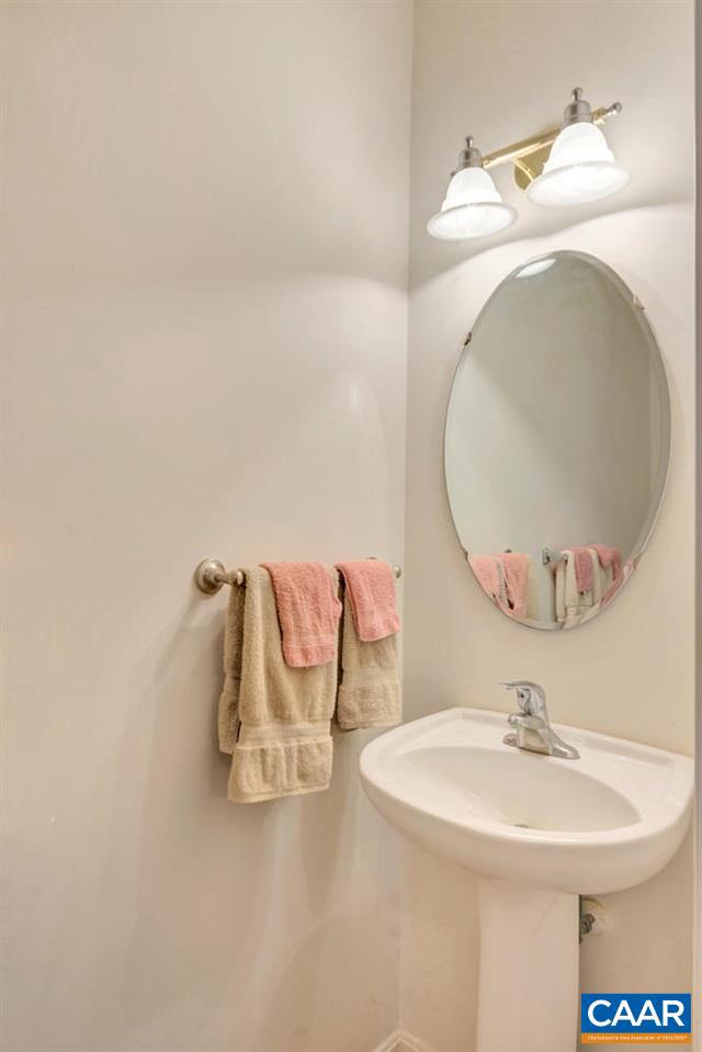 1057 Willow Ridge Road Troy, VA 22974 - Photo 20 of 43