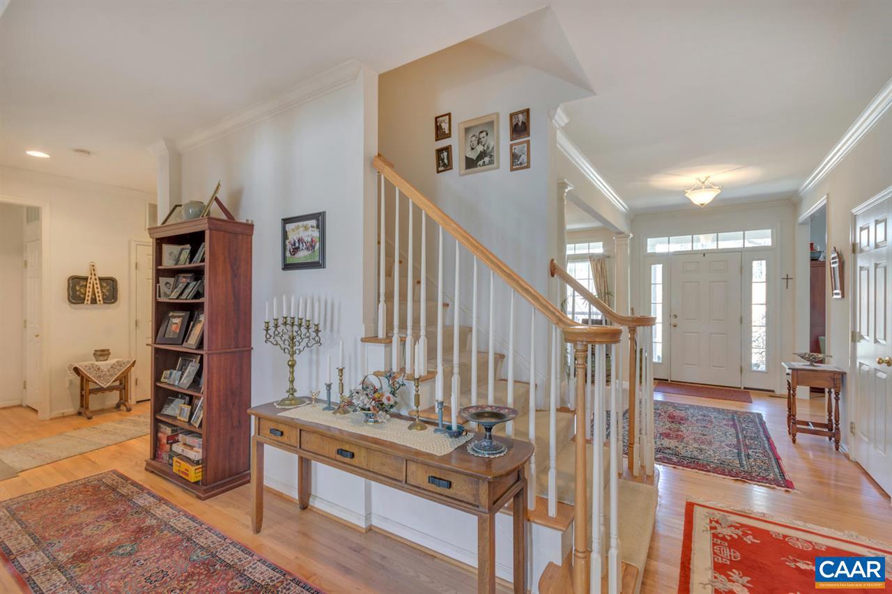 1057 Willow Ridge Road Troy, VA 22974 - Photo 4 of 43