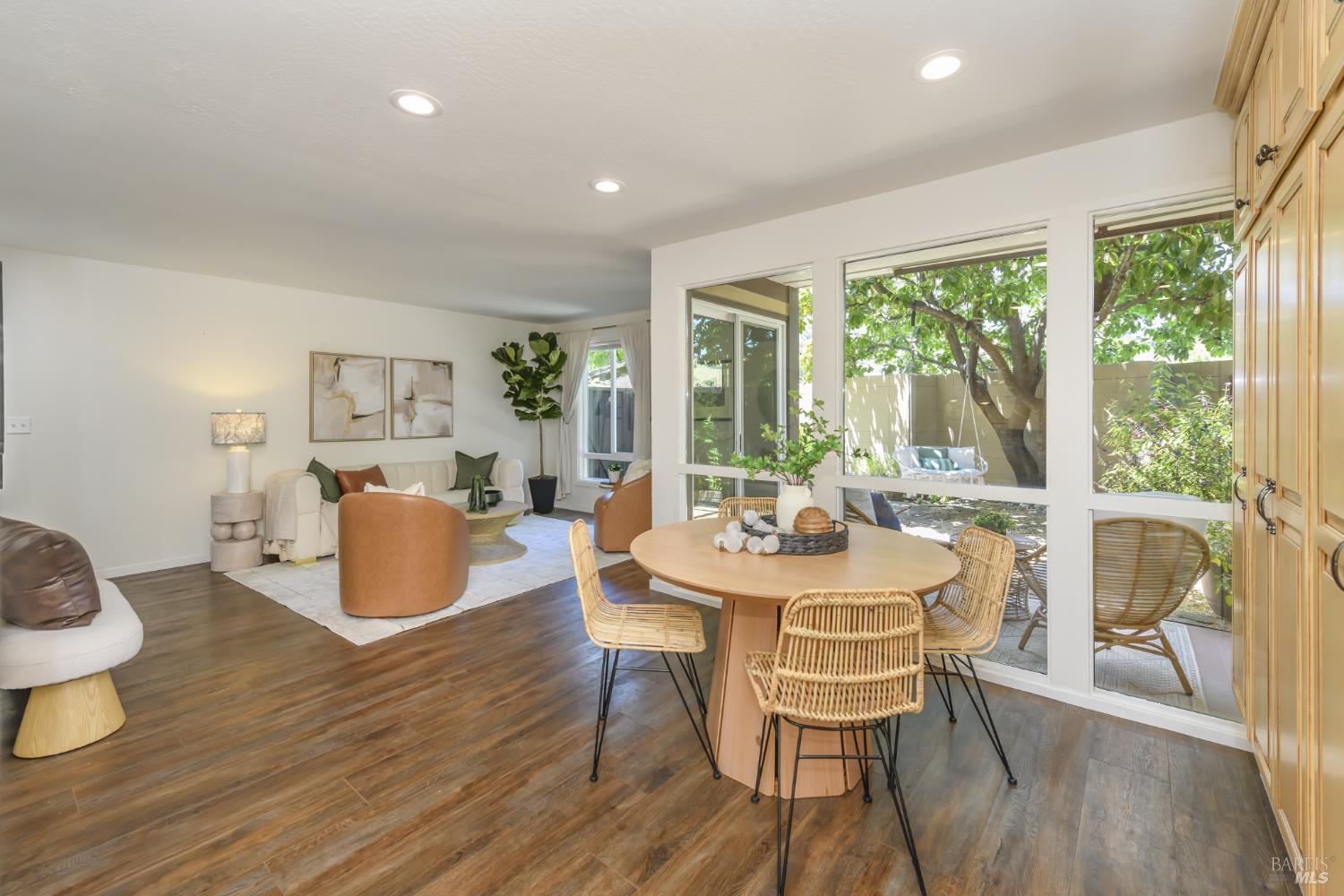 29 Forest Lane San Rafael, CA 94903 - Photo 7 of 33