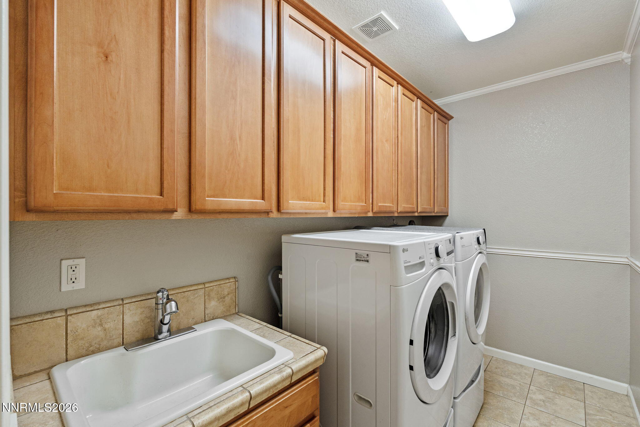 14010 Tagor Road Reno, NV 89521 - Photo 21 of 26 45-web-or-mls-DSC08297