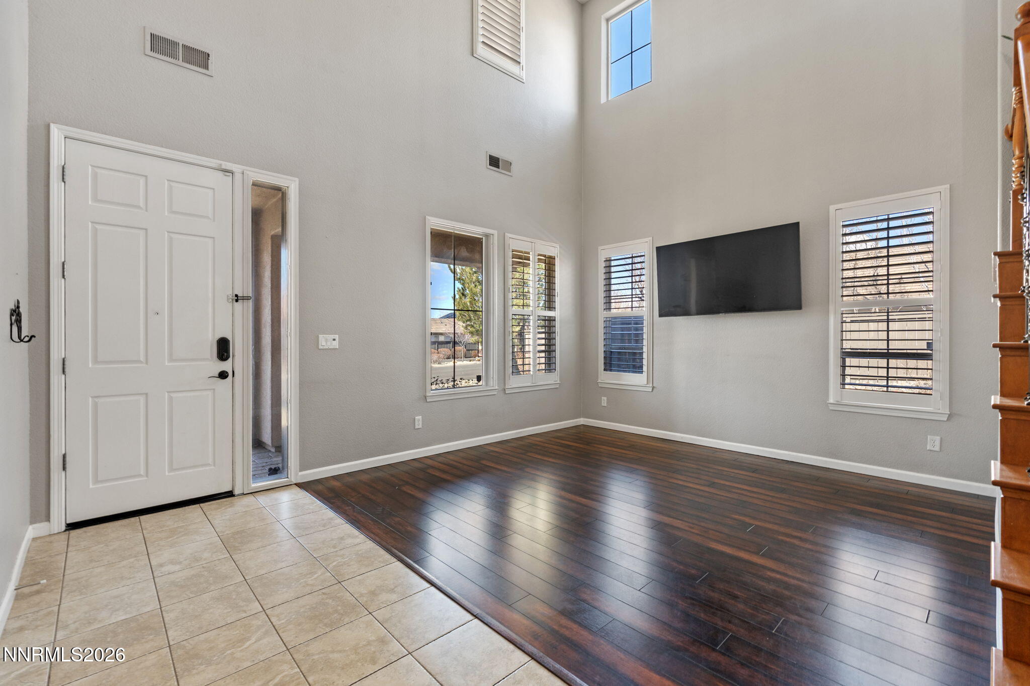 14010 Tagor Road Reno, NV 89521 - Photo 5 of 26 9-web-or-mls-DSC08302