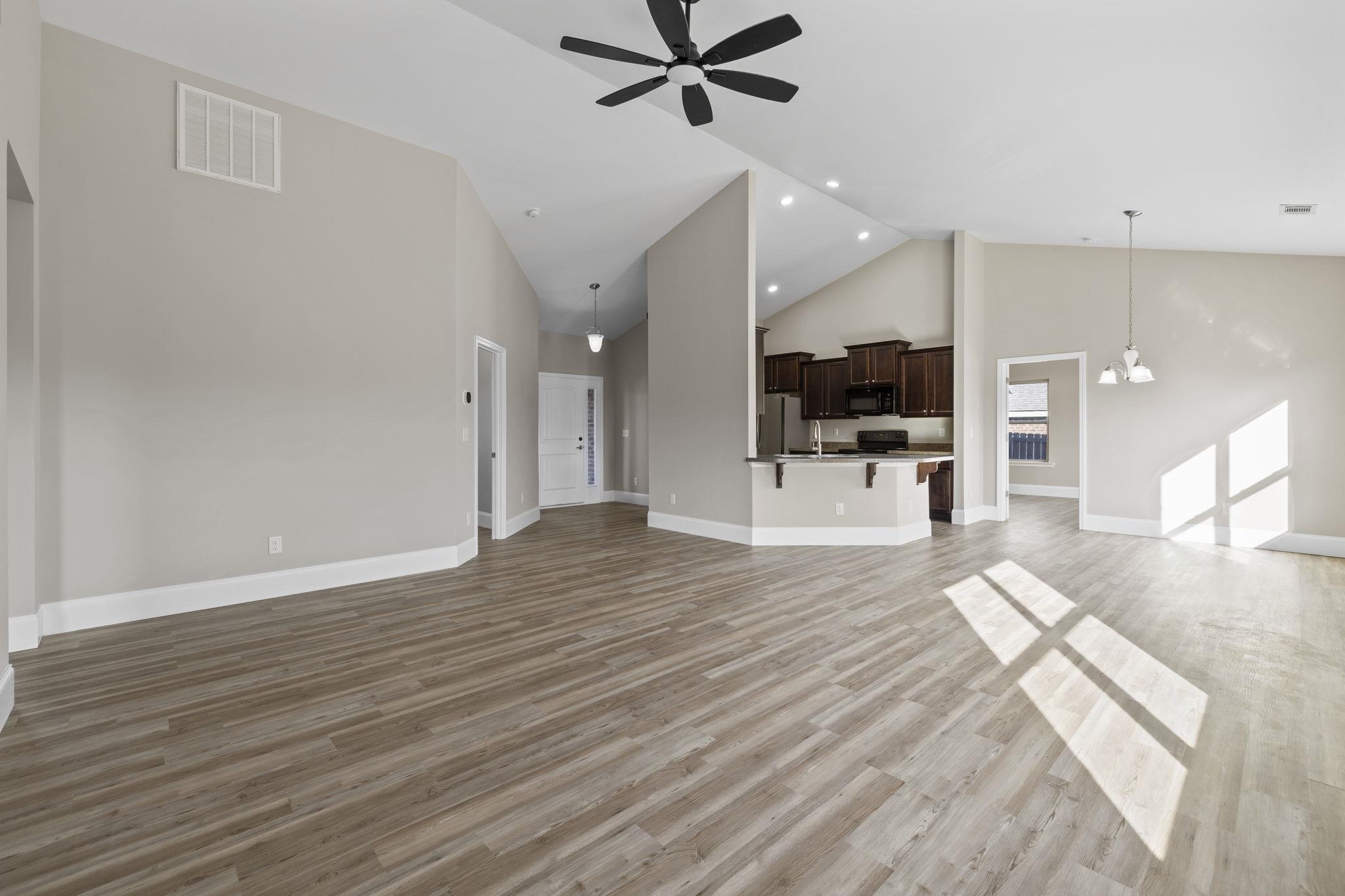 214 Golden Pond Court Roebuck, SC 29376 - Photo 12 of 28