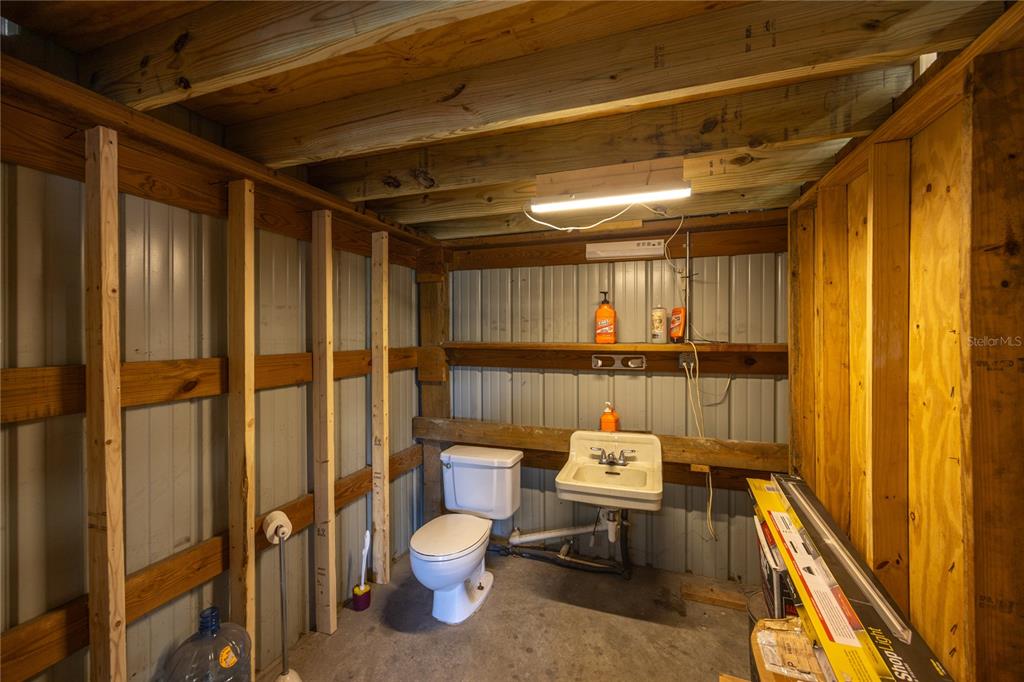 327 Southwest Timuqua Terrace Fort White, FL 32038 - Photo 26 of 36