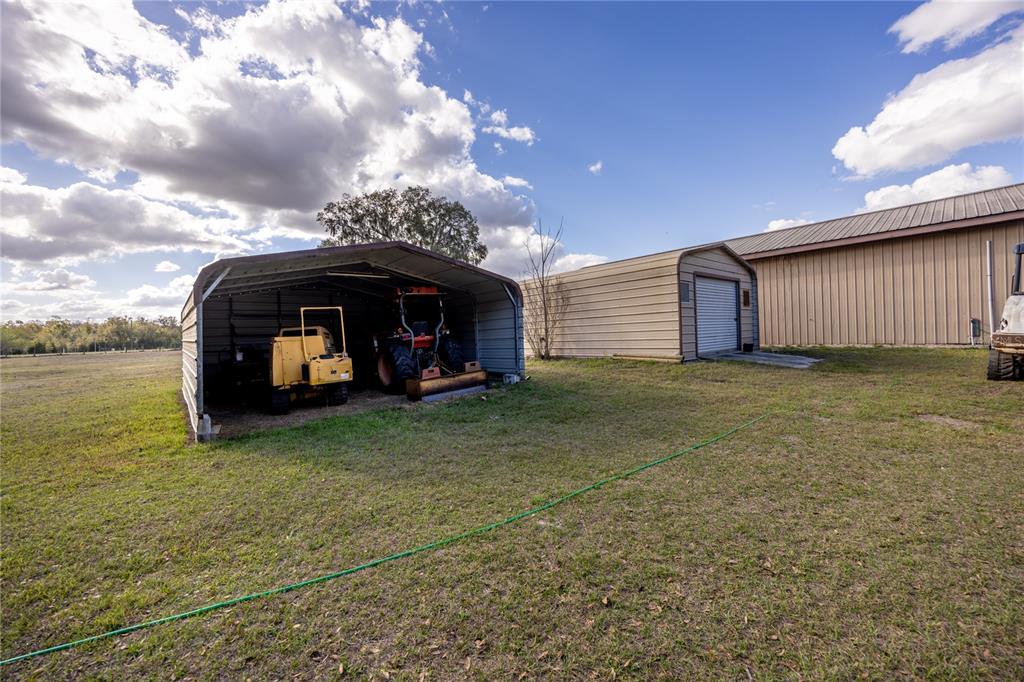 327 Southwest Timuqua Terrace Fort White, FL 32038 - Photo 29 of 36