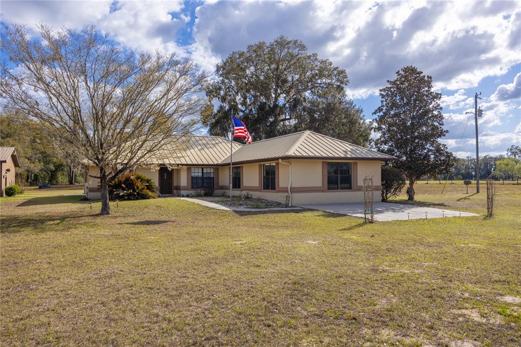 327 Southwest Timuqua Terrace Fort White, FL 32038 - Photo 34 of 36