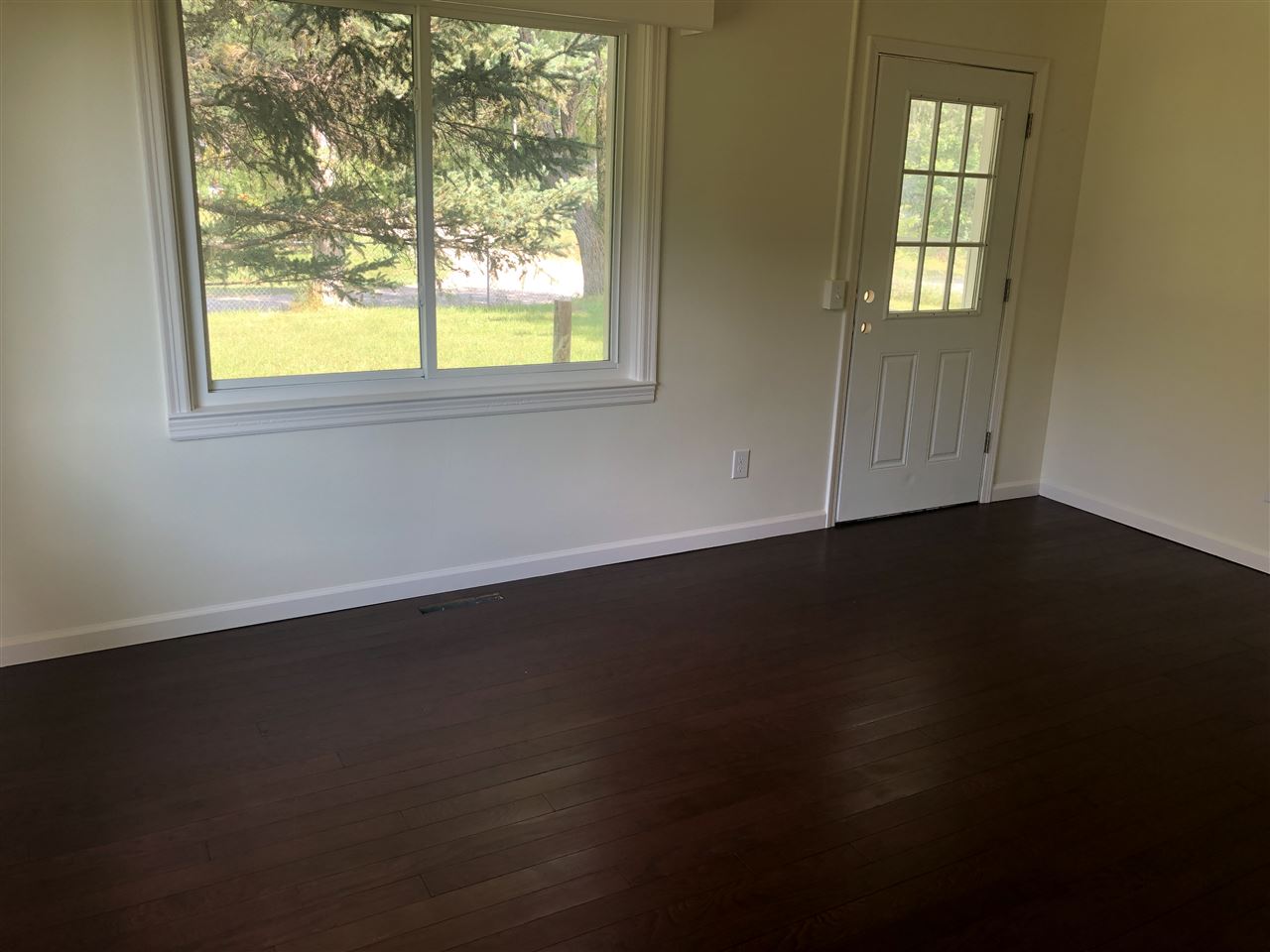 5751 North Brinton Road Lake, MI 48632 - Photo 3 of 17 1864233-2.JPG