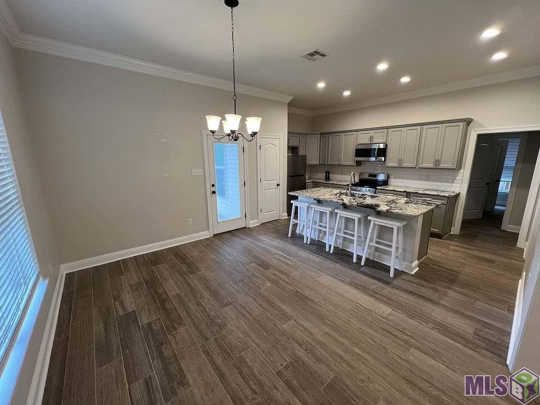 6212 Lake Edge Drive Baton Rouge, LA 70820 - Photo 7 of 31