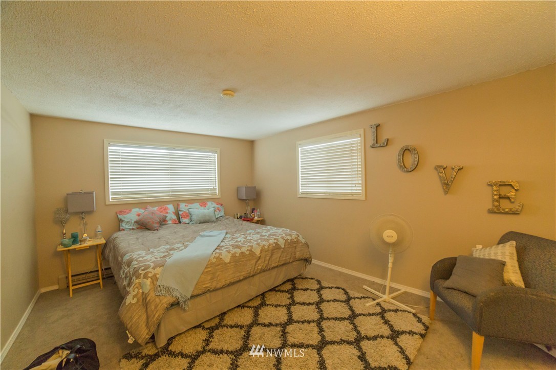 902 Easy Street Wenatchee, WA 98801 - Photo 6 of 21 Gallery Image 6