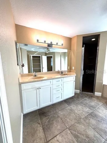 $560,000 | 3305 Northeast 106th Street, Anthony, FL 32617