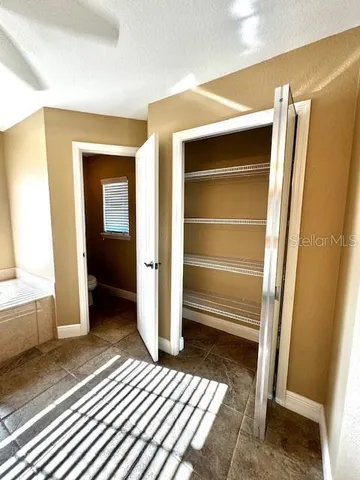 $560,000 | 3305 Northeast 106th Street, Anthony, FL 32617