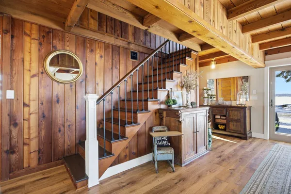 $2,499,000 | 611 North Shore Drive, Detroit Lakes, MN 56501