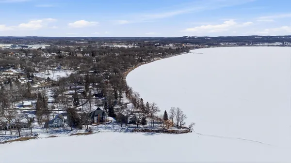 $2,499,000 | 611 North Shore Drive, Detroit Lakes, MN 56501