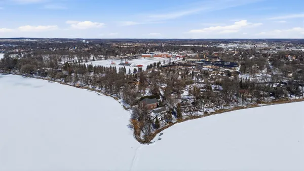 $2,499,000 | 611 North Shore Drive, Detroit Lakes, MN 56501