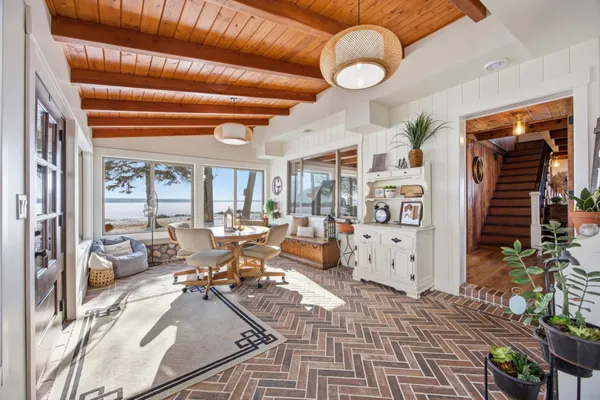 $2,499,000 | 611 North Shore Drive, Detroit Lakes, MN 56501