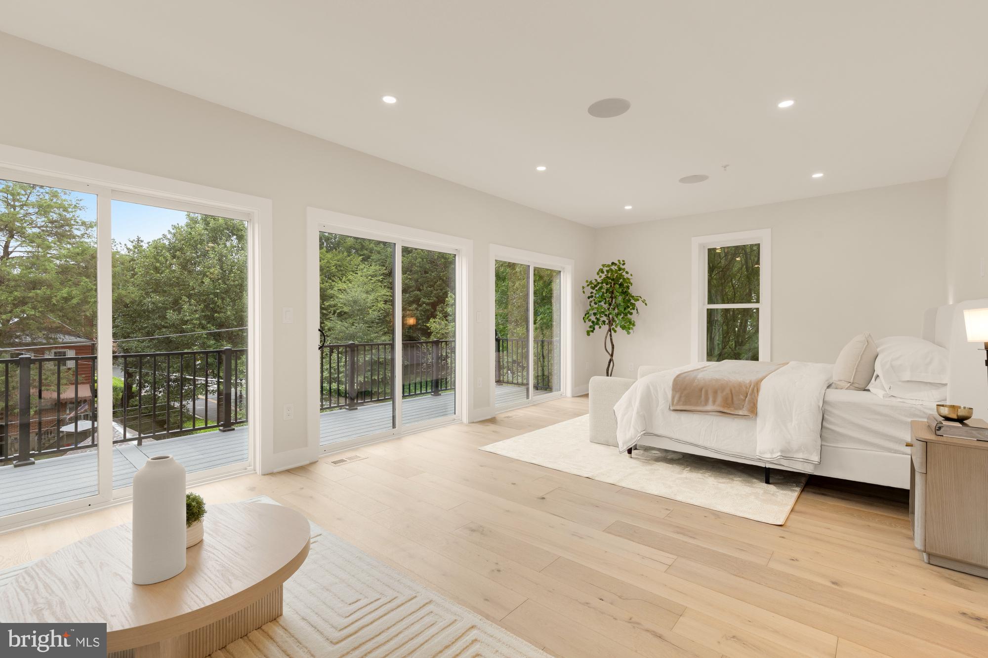 3703 Reservoir Road Northwest Washington, DC 20007 - Photo 24 of 60 a living room with furniture and a large window
