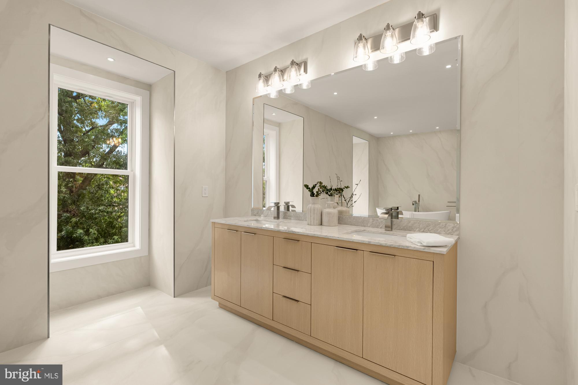 3703 Reservoir Road Northwest Washington, DC 20007 - Photo 31 of 60