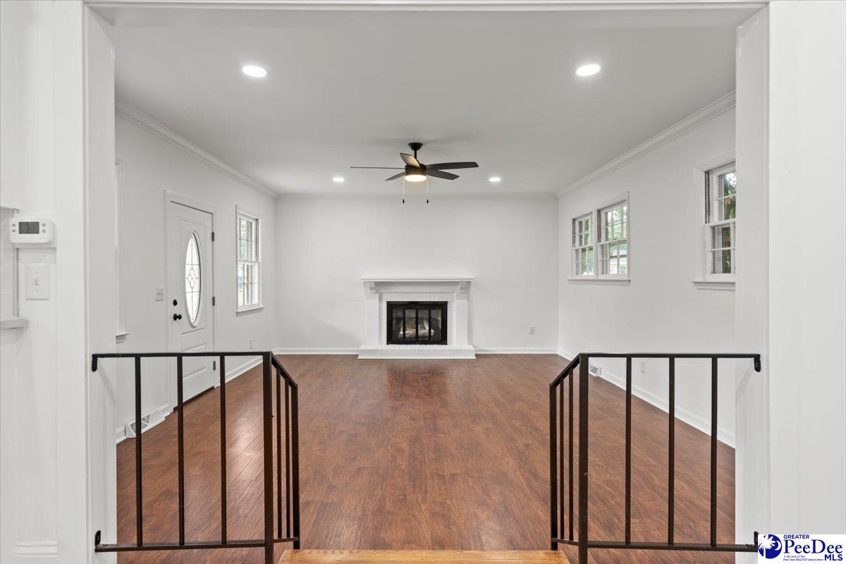2525 3rd Loop Road Florence, SC 29501 - Photo 9 of 31 Gallery Image 9