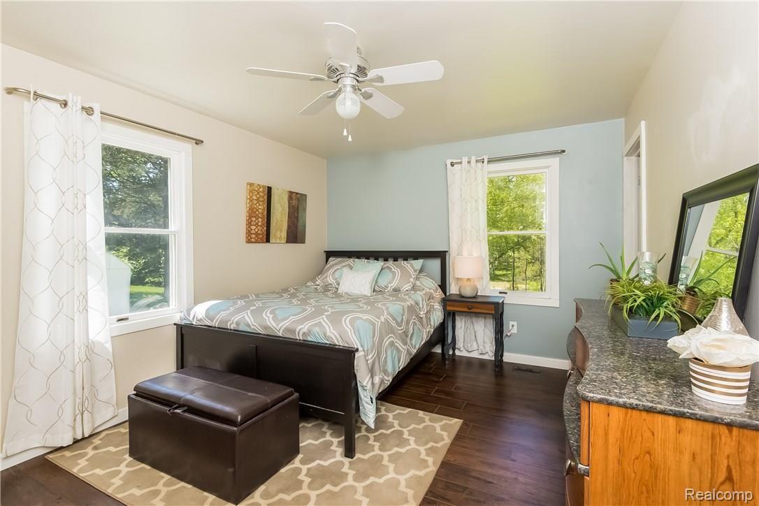7357 Ore Lake Road Brighton, MI 48116 - Photo 12 of 29 012-Master_Bedroom-4165530-large.jpg