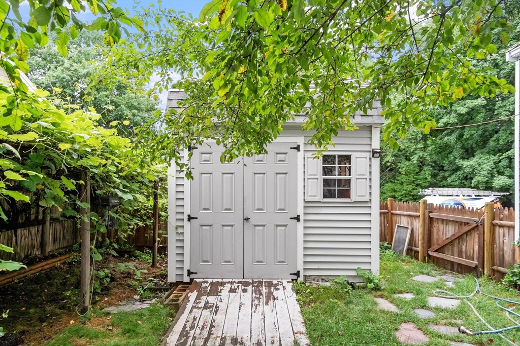 12 Hunt Road Bedford, MA 01730 - Photo 26 of 30
