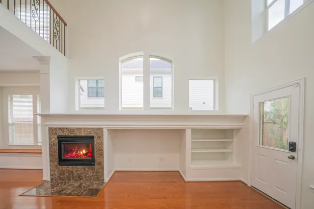 $5,800 | 1415 Sue Barnett Drive, Houston, TX 77018