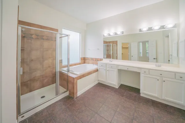 $5,800 | 1415 Sue Barnett Drive, Houston, TX 77018