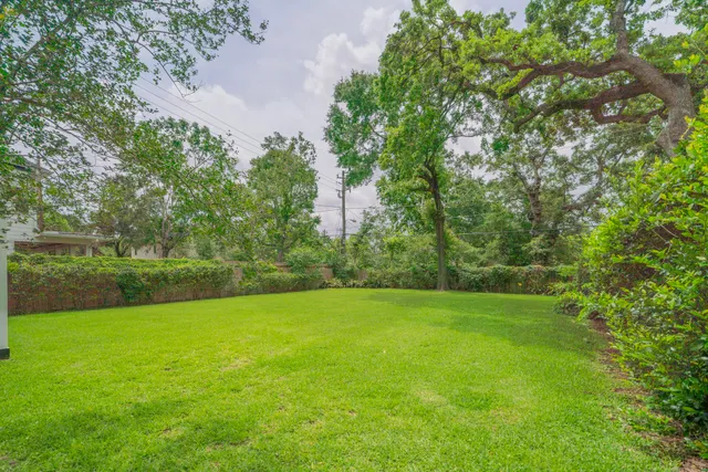 $5,800 | 1415 Sue Barnett Drive, Houston, TX 77018