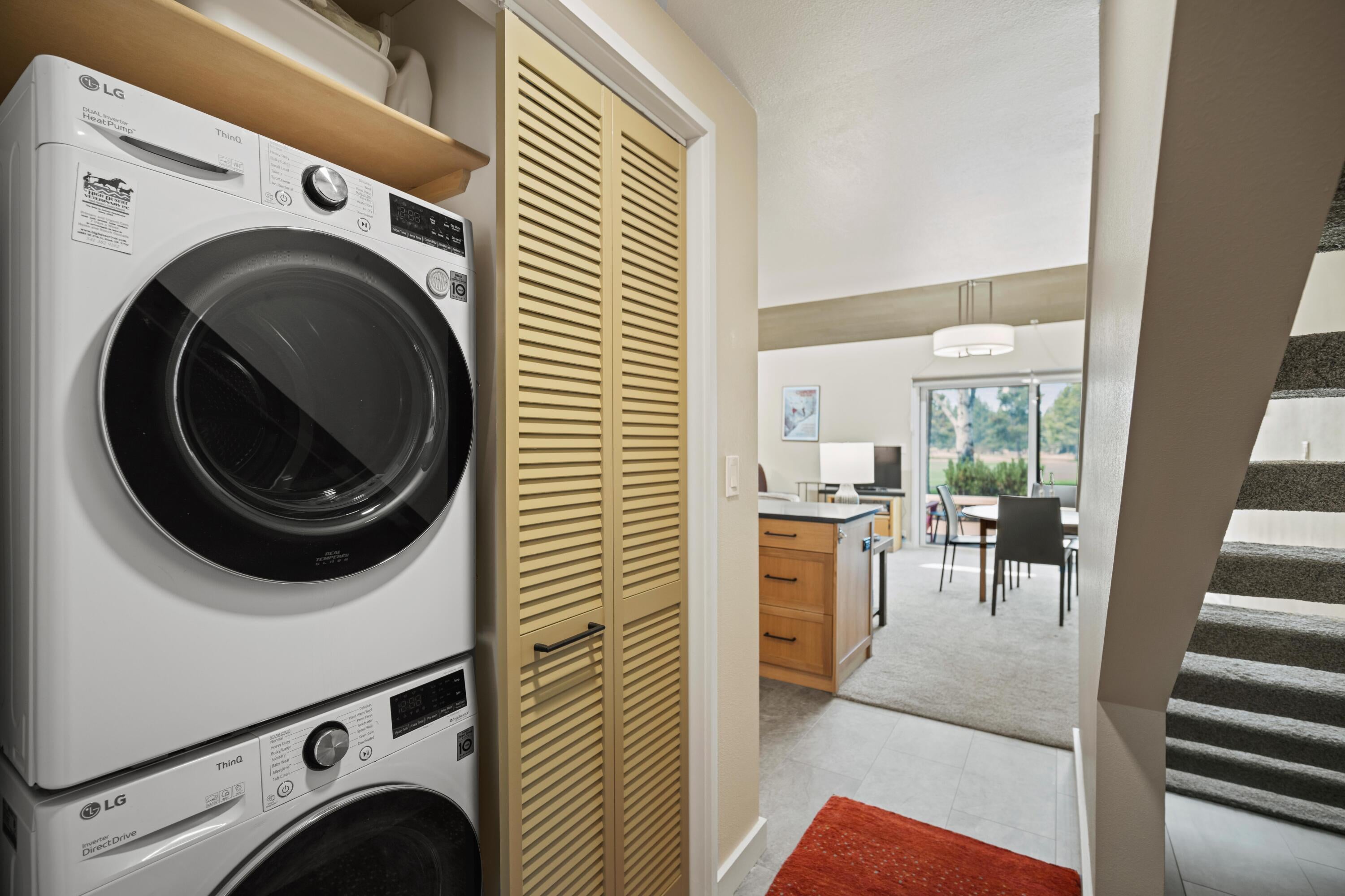 57283 Overlook Road, Unit 11 Sunriver, OR 97707 - Photo 6 of 22 Laundry.