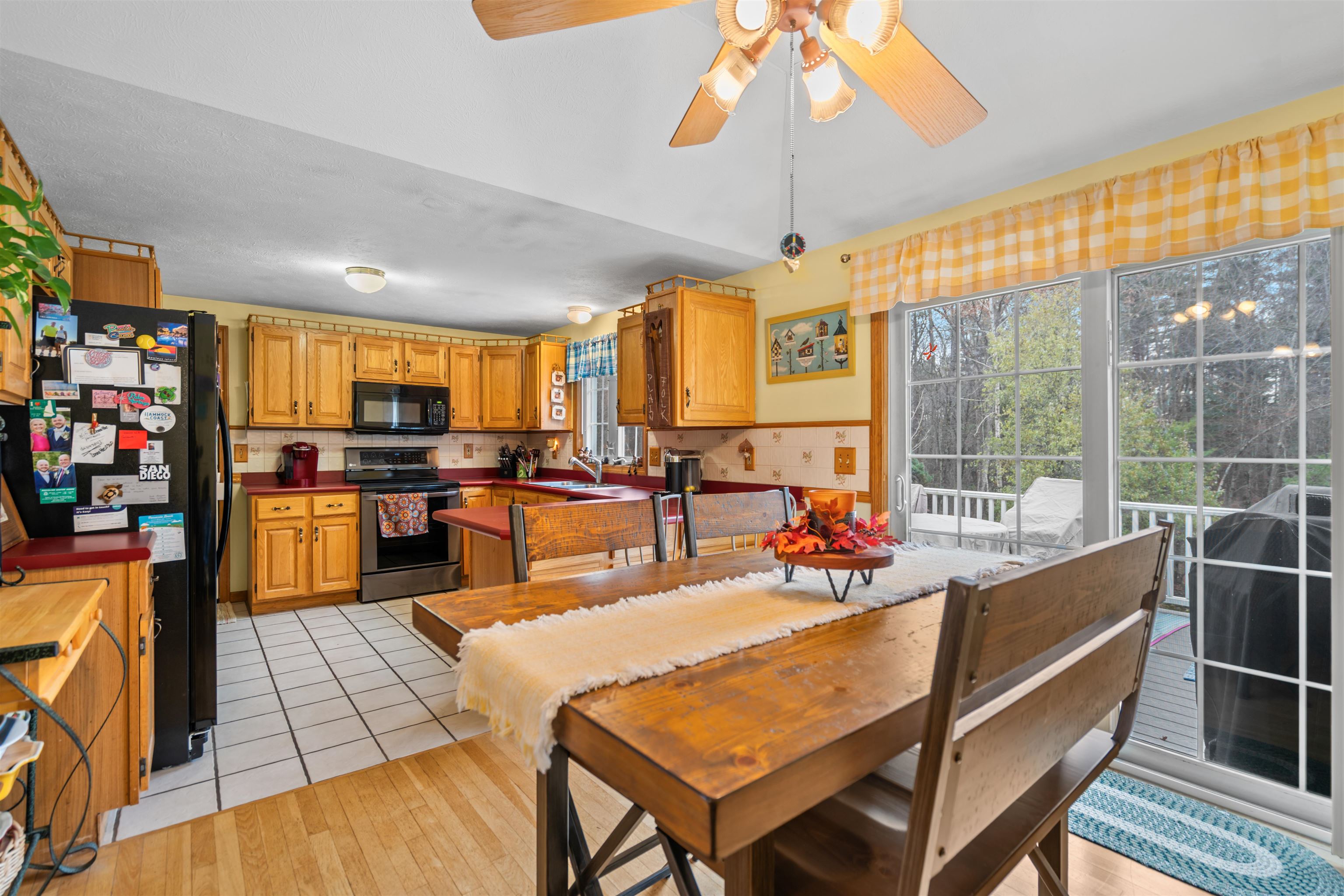 29 Golden Gate Drive Hooksett, NH 03106 - Photo 11 of 36